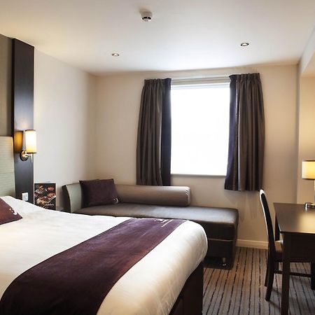 Premier Inn Glasgow Pacific Quay 部屋 写真