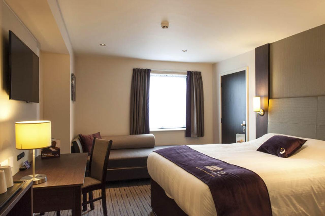 Premier Inn Glasgow Pacific Quay エクステリア 写真
