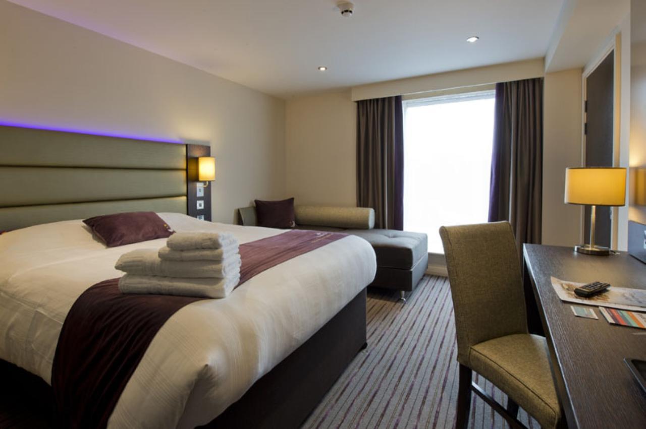 Premier Inn Glasgow Pacific Quay エクステリア 写真