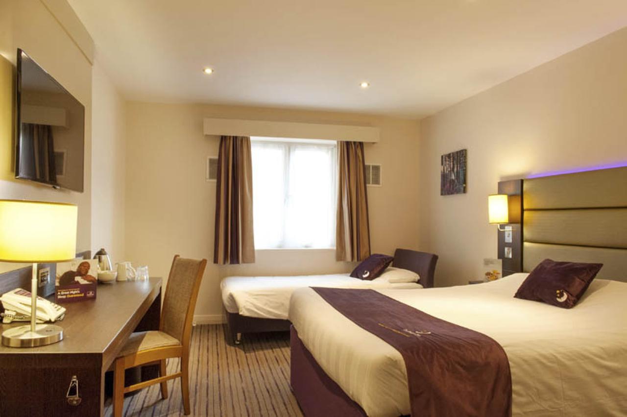Premier Inn Glasgow Pacific Quay エクステリア 写真