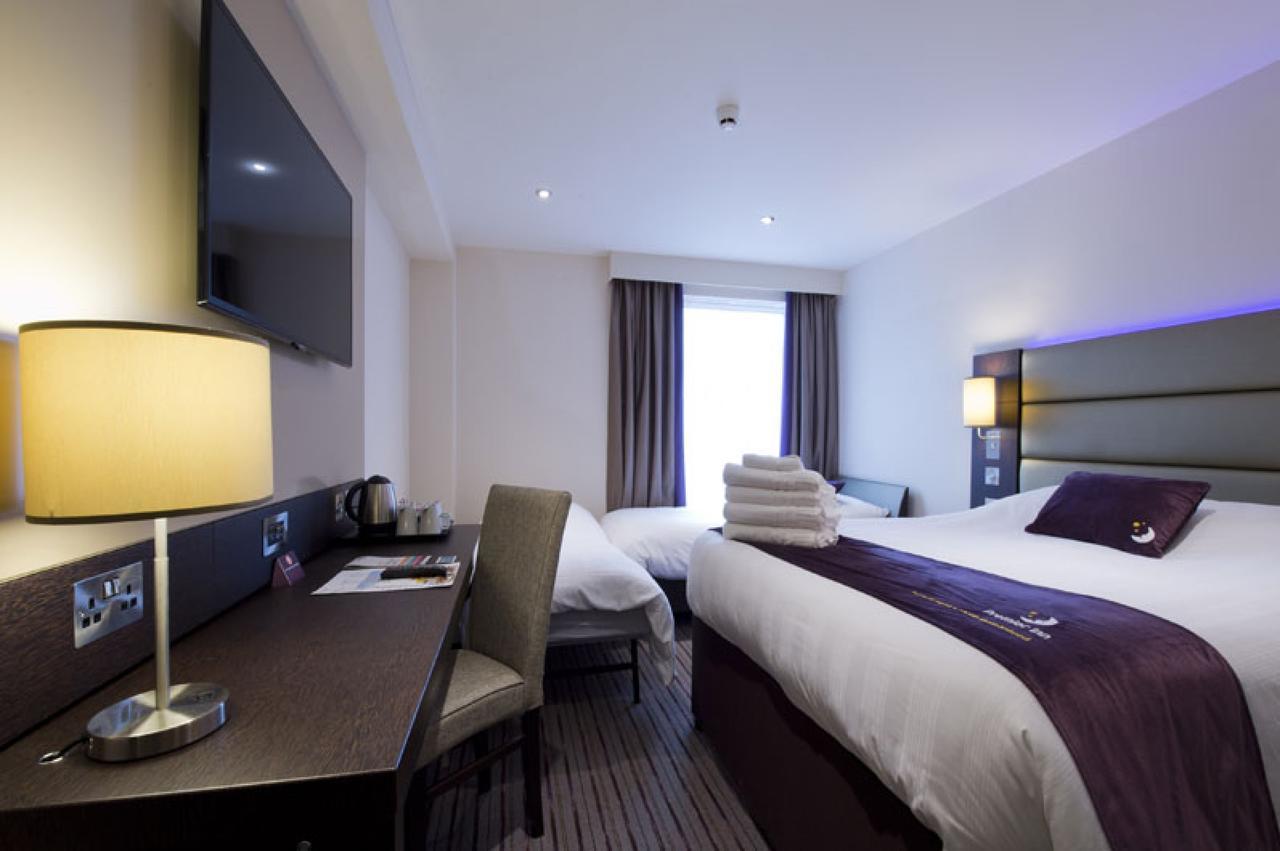 Premier Inn Glasgow Pacific Quay エクステリア 写真