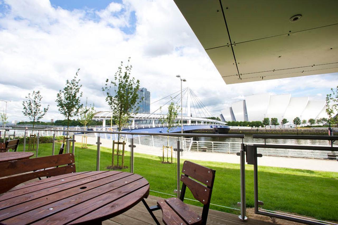 Premier Inn Glasgow Pacific Quay エクステリア 写真